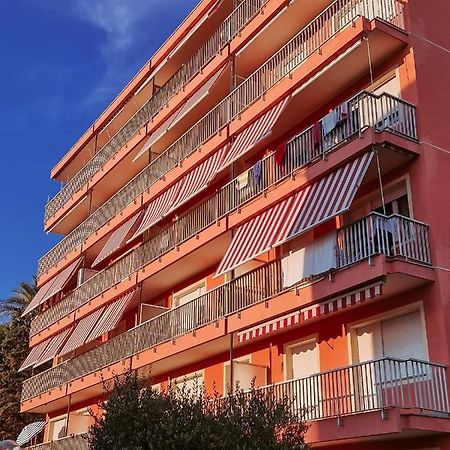 Residence Laura Бордигера Экстерьер фото