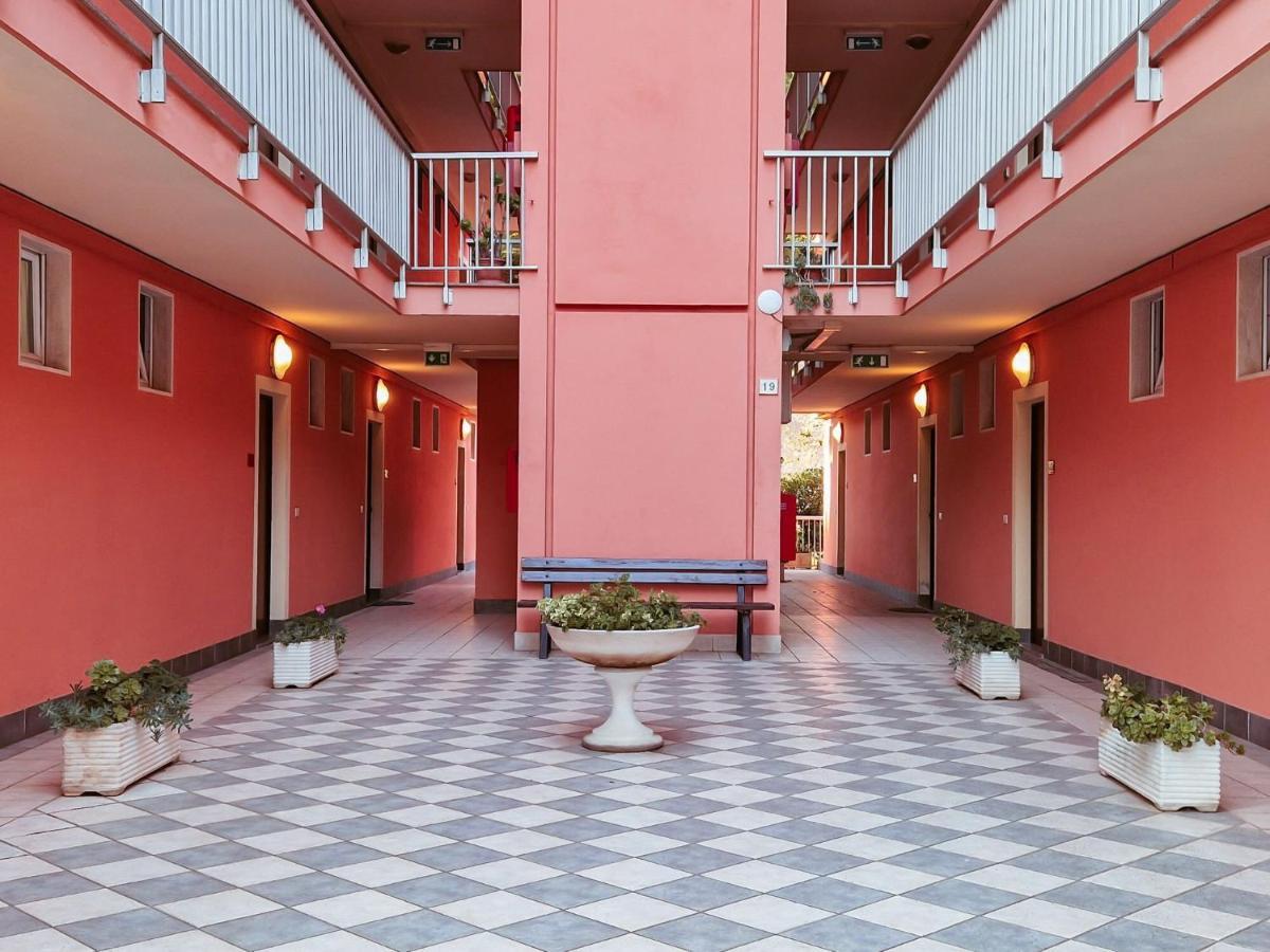 Residence Laura Бордигера Экстерьер фото